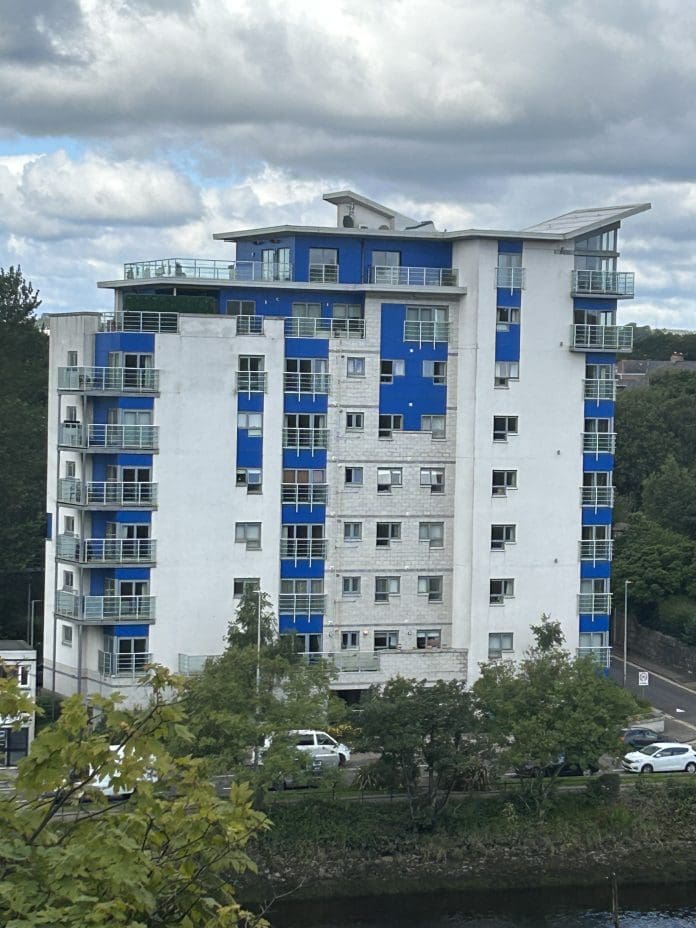 Research from Diamond & Company has found that around 5,500 private and public buildings across Scotland taller than 11m (36ft) have still flammable cladding