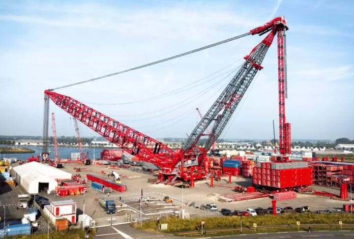 World's strongest land-based crane, the SK6000, which can lift 3,000 tonnes to a height of 220m