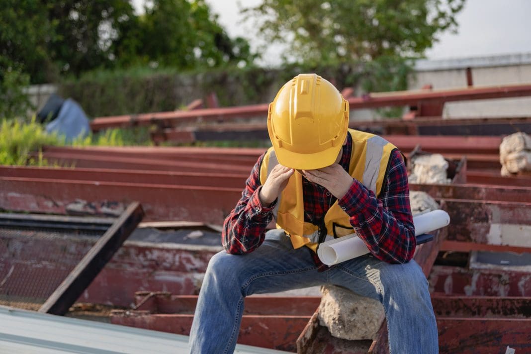 The CIOB found in their 2020 mental health survey that over a quarter of construction workers had experienced suicidal thoughts